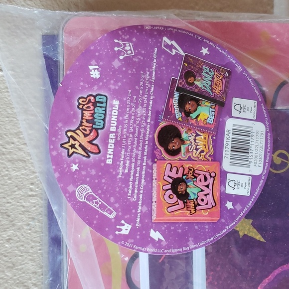 Girls Karma's World Lunch Bag Tote & 4pc Binder Notebooks Folder School Set NWT - Picture 7 of 9